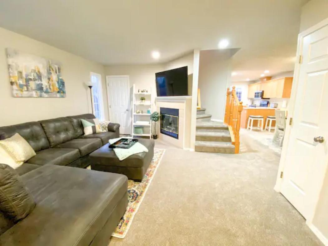 The Getaway Se Boise Condo Across The Street From Greenbelt, Bown Crossing And Boise River 3Bd 3Bath, 4 Beds! Lovely, Homey, Dining Table Seats 6 Exterior foto