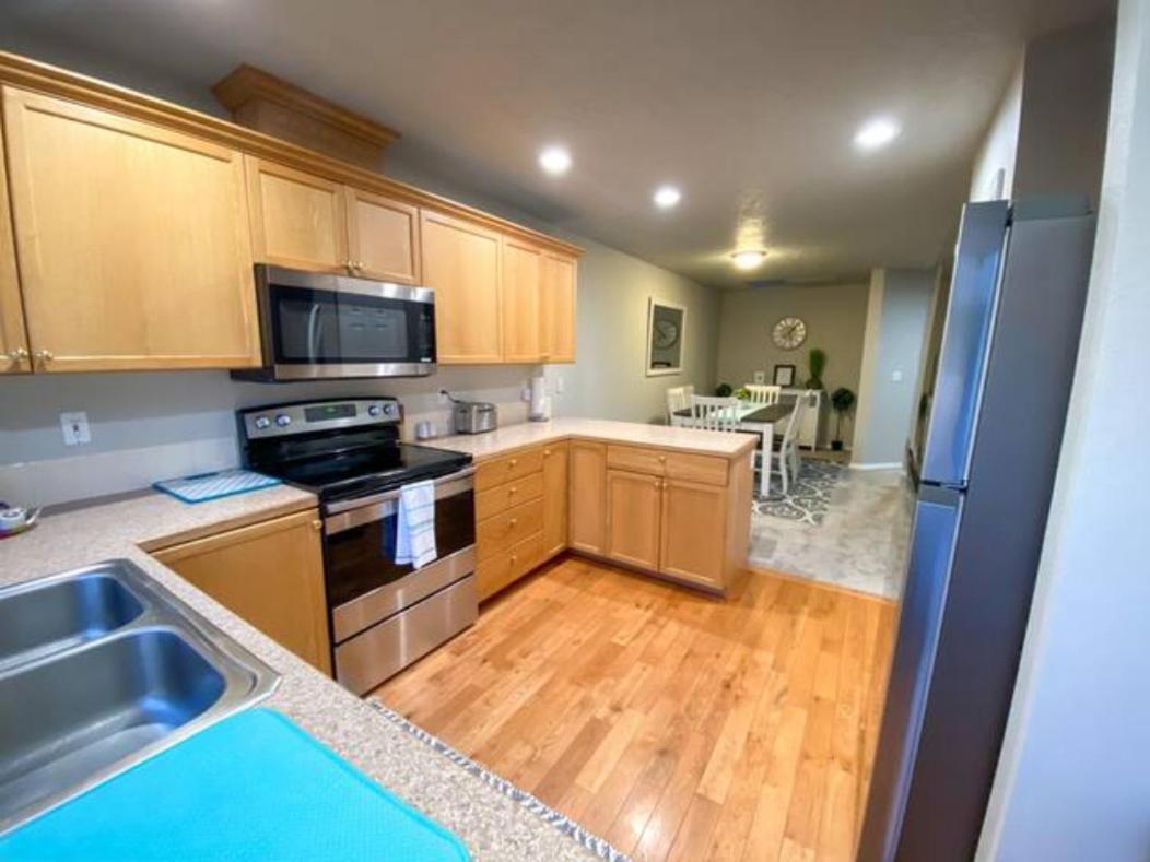 The Getaway Se Boise Condo Across The Street From Greenbelt, Bown Crossing And Boise River 3Bd 3Bath, 4 Beds! Lovely, Homey, Dining Table Seats 6 Exterior foto