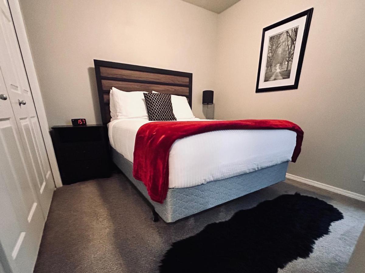 The Getaway Se Boise Condo Across The Street From Greenbelt, Bown Crossing And Boise River 3Bd 3Bath, 4 Beds! Lovely, Homey, Dining Table Seats 6 Exterior foto
