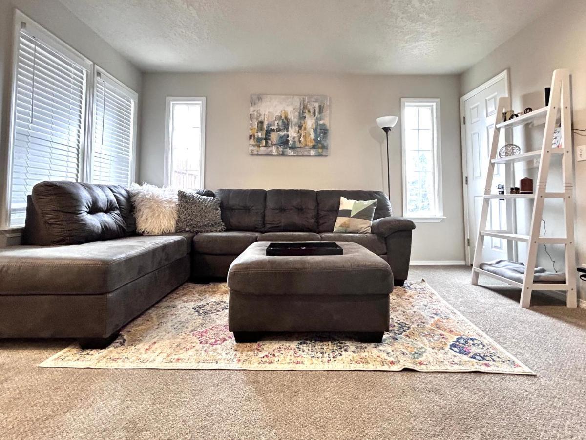 The Getaway Se Boise Condo Across The Street From Greenbelt, Bown Crossing And Boise River 3Bd 3Bath, 4 Beds! Lovely, Homey, Dining Table Seats 6 Exterior foto